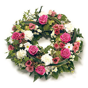 Loose Classic Wreath