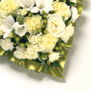 Loose Heart Cream & White Tributes