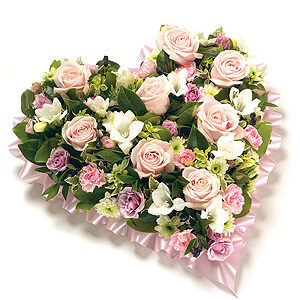 Loose Heart Pink & White