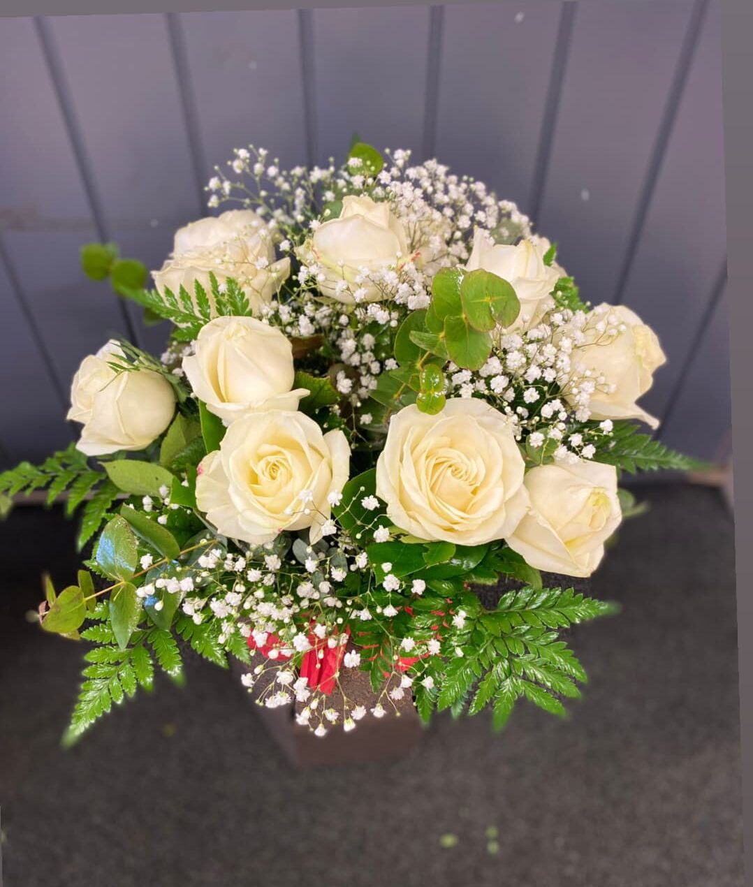 Eternal Love - 12 White Roses